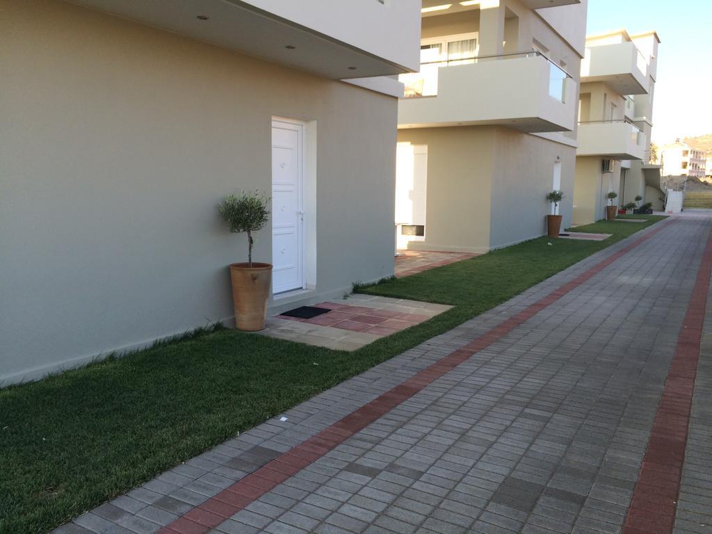 Holiday Luxury Villas كالاماكي المظهر الخارجي الصورة